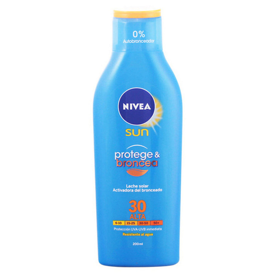 Crema Solare Protege & Broncea Nivea SPF 30 (200 ml) 30 (200 ml)
