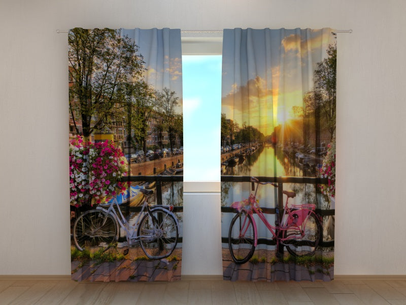 Tende Magnifica Alba su Amsterdam