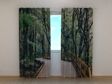 Tende Passerella nella Foresta