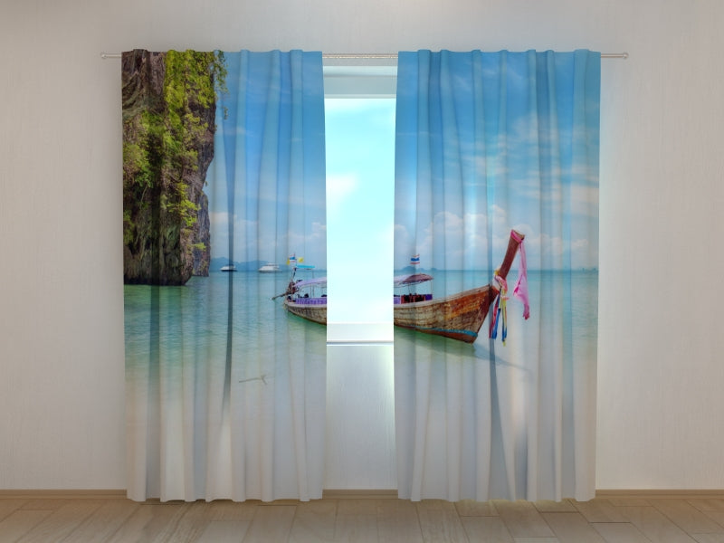 Tende Barca sulla Spiaggia della Thailandia