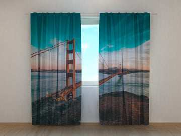 Foto Tende Golden Gate Bridge all'Alba