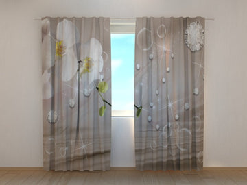 Tende Orchidee e Strass su Seta Beige