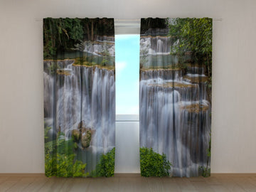 Tende Cascata a Kanchaburi
