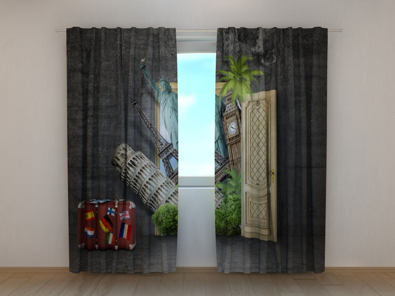 Tende Un Mondo Intero dietro la Porta
